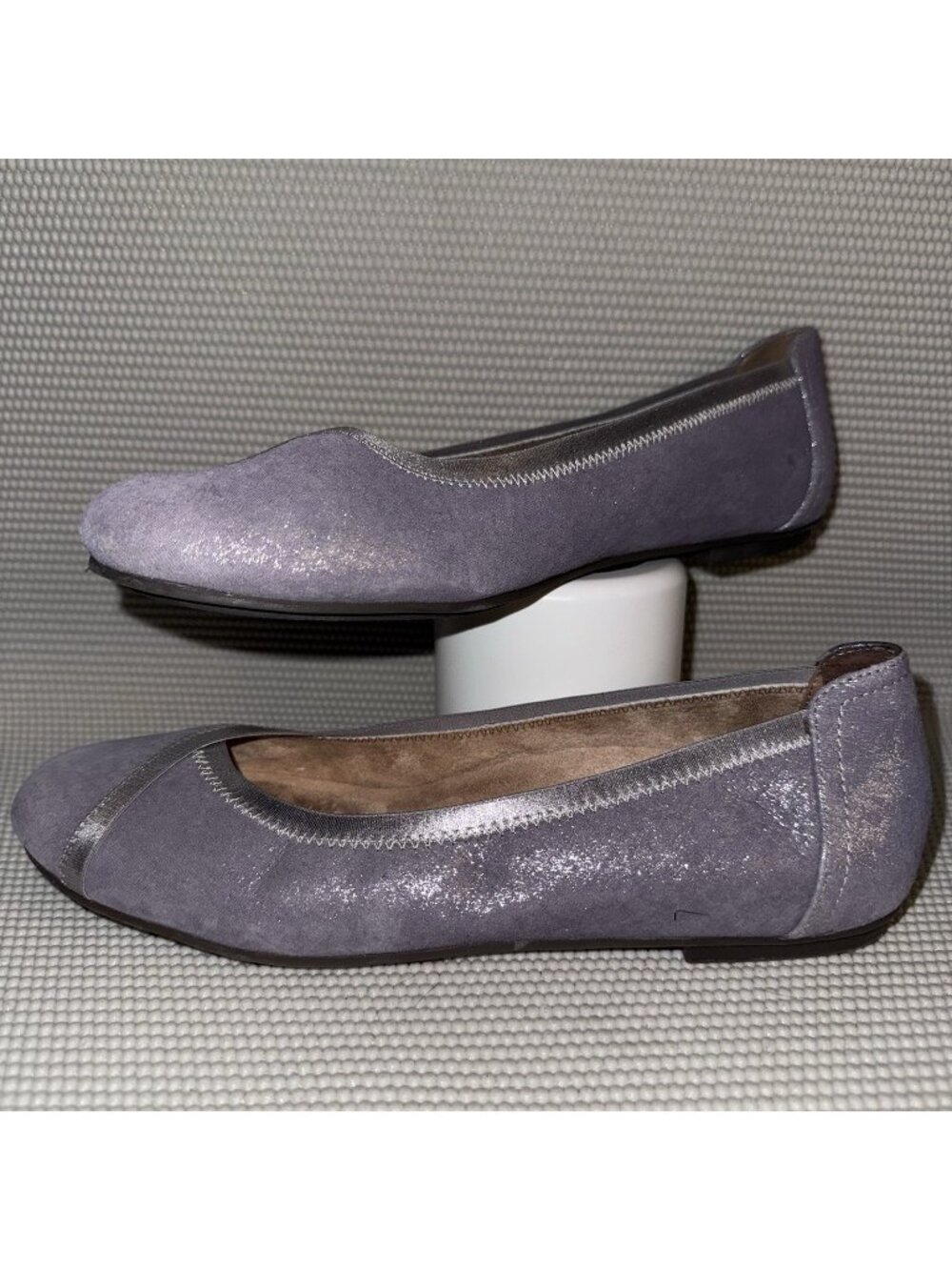 Vionic Spark Caroll Ballet Metallic Pewter Lavender Leather Shoe Flats Size 9.5
